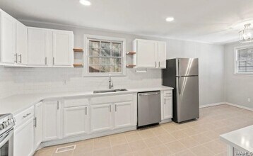 1000 Jacque Cir in Birmingham, AL - Building Photo - Building Photo