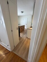 6821 W Lloyd St in Wauwatosa, WI - Building Photo - Building Photo