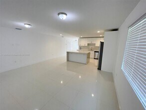 14620 SW 104th Ave in Miami, FL - Building Photo - Building Photo