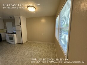 330 Orchard Ave in Redwood City, CA - Building Photo - Building Photo