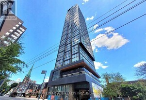319 Jarvis St in Toronto, ON - Building Photo