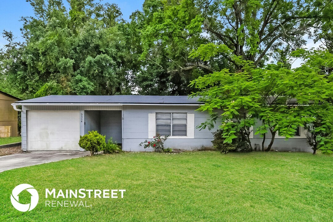 5514 Windermere Dr in Jacksonville, FL - Foto de edificio