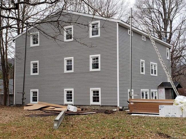 38 Merwin Clark Rd in Millerton, NY - Building Photo - Building Photo