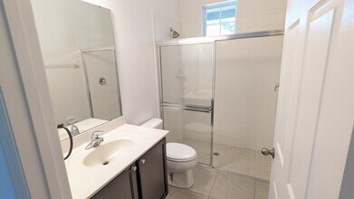 10060 Madison Banks St in Orlando, FL - Building Photo - Building Photo