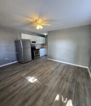 3981 SW 12th Pl in Fort Lauderdale, FL - Building Photo - Building Photo