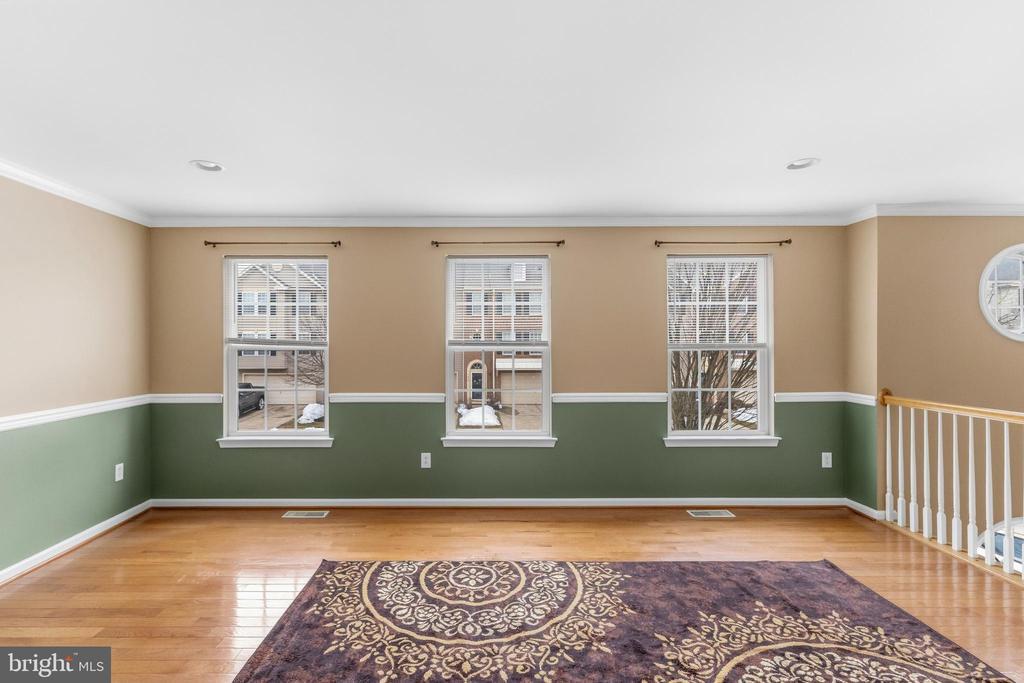 1521 Jason Dr in Cinnaminson, NJ - Building Photo