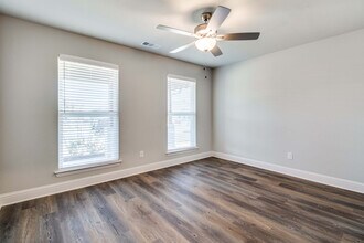 2816 Clover Dr in Sherman, TX - Building Photo - Building Photo