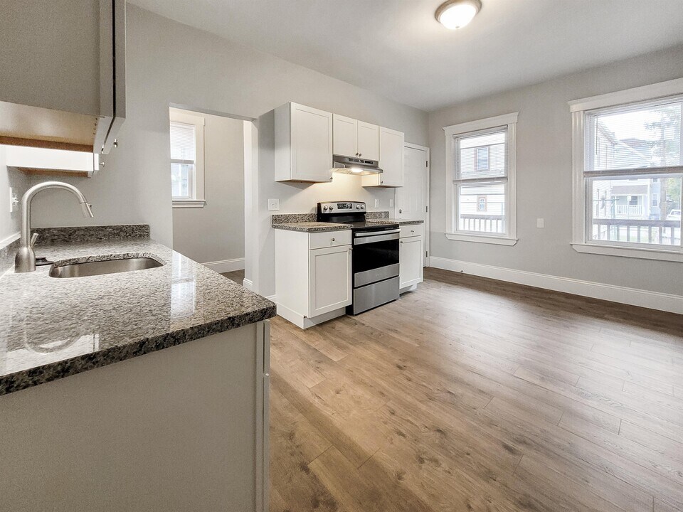 108 Callender St, Unit 1 in Boston, MA - Building Photo
