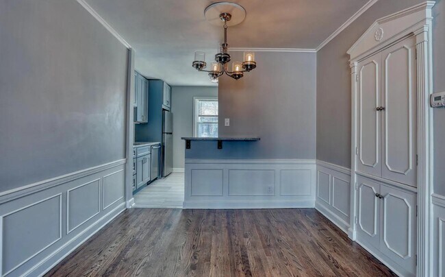 9015 W North Ave in Wauwatosa, WI - Building Photo - Building Photo