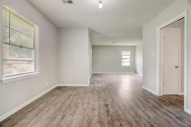 6306 Reed Rd in Houston, TX - Building Photo - Building Photo