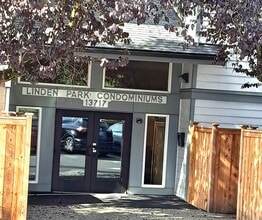 13717 Linden Ave N, Unit 215 in Seattle, WA - Building Photo - Building Photo