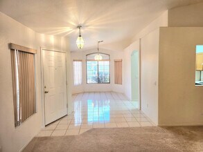 9211 W Sandra Terrace in Peoria, AZ - Building Photo - Building Photo