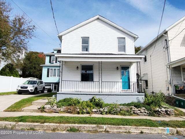 156 Pine St in Pittston, PA - Building Photo