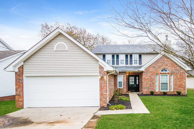 property at 104 Northlake Dr