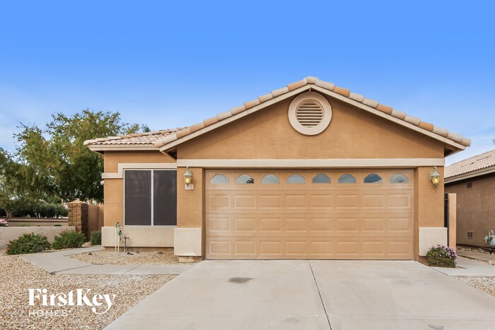 256 W Oxford Ln in Gilbert, AZ - Building Photo