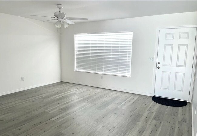 2049 Gloria Cir in Palm Bay, FL - Building Photo - Building Photo