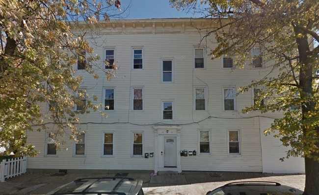 110 William Ave in Jersey City, NJ - Building Photo - Building Photo