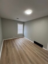 8 E South St in West Alexandria, OH - Building Photo - Building Photo