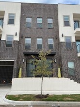 Lofts on Wingate in Fort Worth, TX - Building Photo - Building Photo