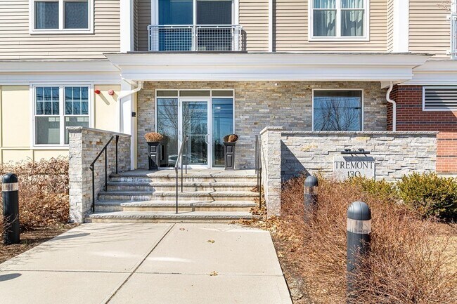 130 Tremont St in Melrose, MA - Building Photo - Building Photo
