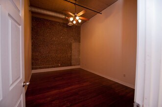 308 S Campbell Ave in Springfield, MO - Building Photo - Building Photo