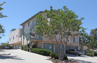 3710 Hilltop Dr in Lemon Grove, CA - Building Photo