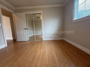 476 Ferris Ave in Marina, CA - Building Photo - Building Photo