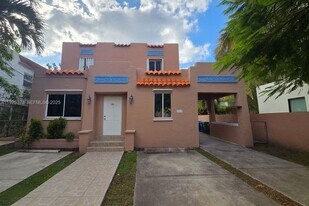 1020 SW 19th Ave in Miami, FL - Building Photo