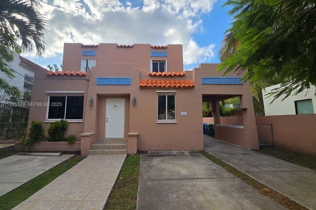 property at 1020 SW 19th Ave