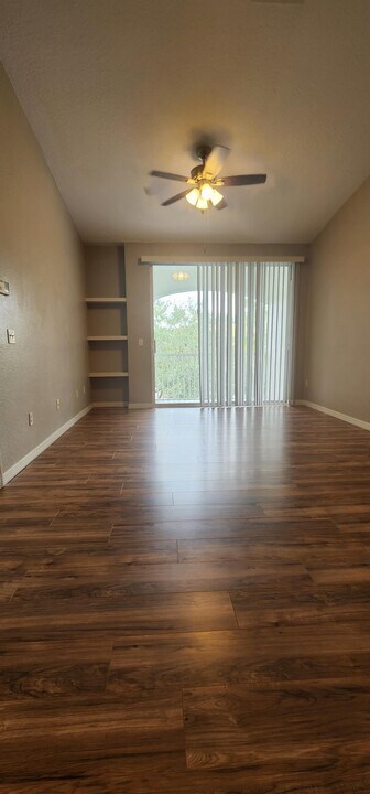 2740 Maitland Crossing Way in Orlando, FL - Foto de edificio