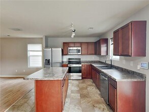 1574 Leonard St in Hampton, GA - Building Photo - Building Photo