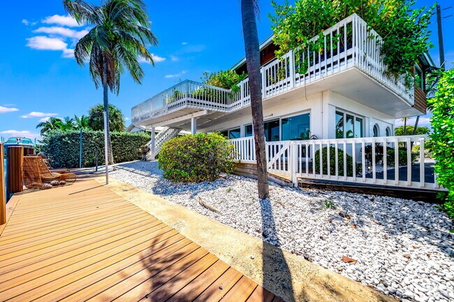 property at 2200 NE 26th St