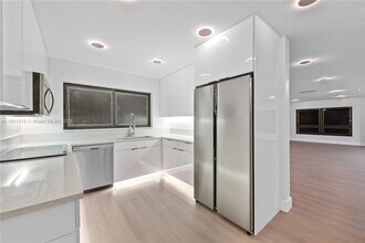 3650 N 36th Ave in Hollywood, FL - Building Photo - Building Photo