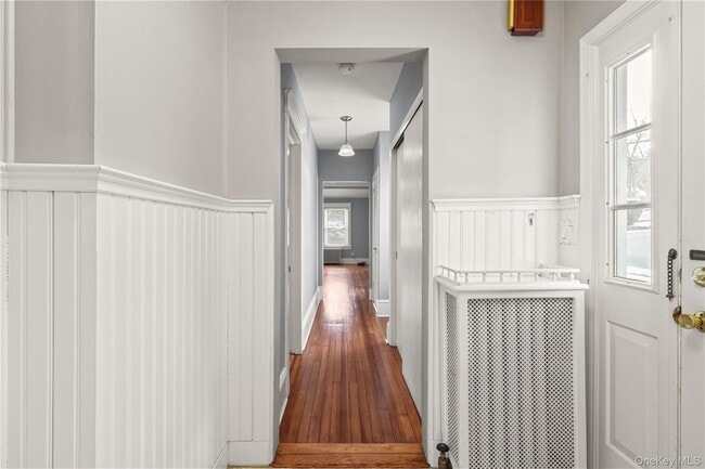 559 Bedford Rd in Pleasantville, NY - Building Photo - Building Photo