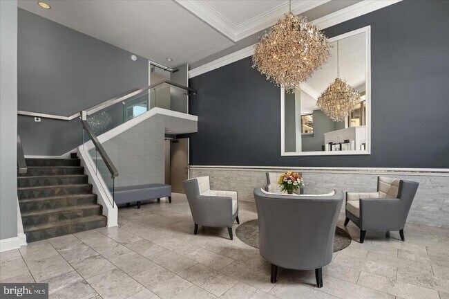 2111 Wisconsin Ave NW in Washington, DC - Building Photo - Building Photo
