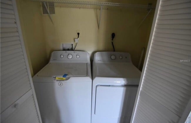 305 Wymore Rd in Altamonte Springs, FL - Foto de edificio - Building Photo