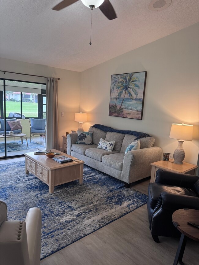 3509b Avenida Madera in Bradenton, FL - Building Photo - Building Photo