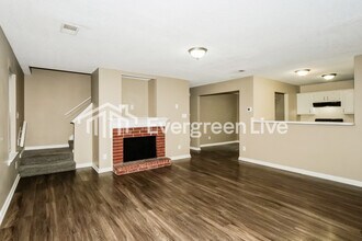 6000 Wagon Hill Rd E in Millington, TN - Building Photo - Building Photo