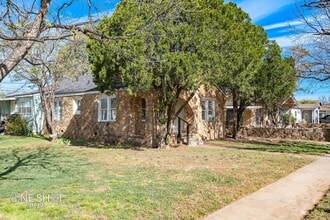 1102 Cypress St in Abilene, TX - Building Photo - Building Photo