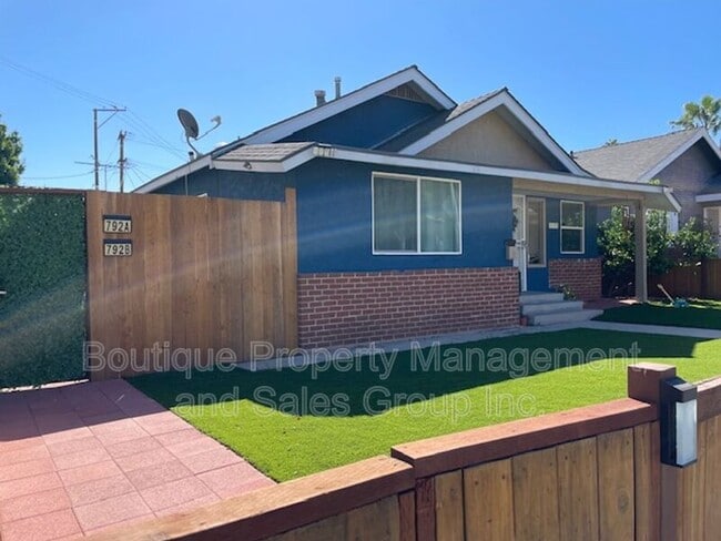 792 Termino Ave in Long Beach, CA - Building Photo - Building Photo