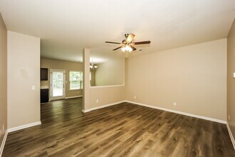 47 Trotter Ct in Newnan, GA - Building Photo - Building Photo