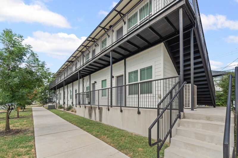3128 Lubbock Ave in Fort Worth, TX - Building Photo