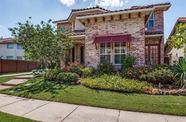 property at 811 Redondo