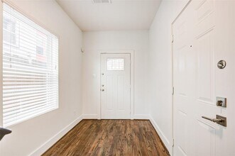 1607 Colorado St in Houston, TX - Building Photo - Building Photo
