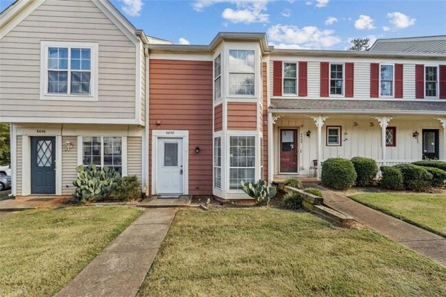 6658 Witherington Ct NW in Norcross, GA - Foto de edificio - Building Photo