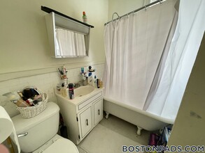 117 Park Dr in Boston, MA - Building Photo - Building Photo