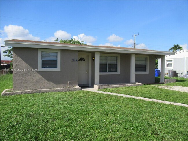 6224 Fletcher St in Hollywood, FL - Foto de edificio - Building Photo