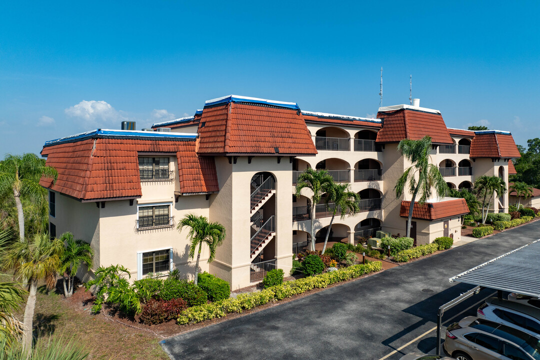 Rolls Landing in Punta Gorda, FL - Building Photo