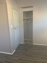 206 Home Dr in Dekalb, IL - Building Photo - Building Photo