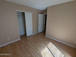 10540 W Mohave St in Tolleson, AZ - Building Photo - Building Photo